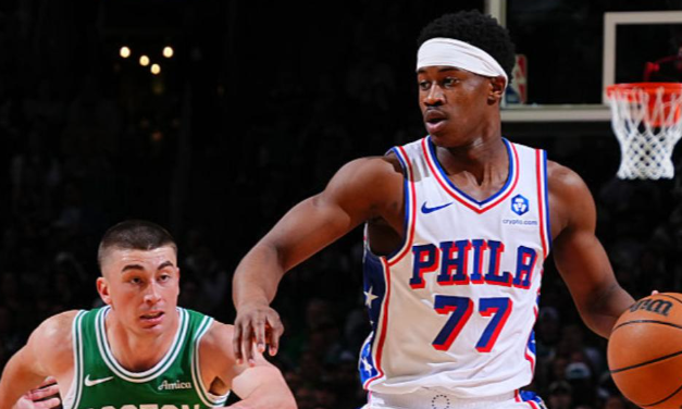 76 人 111-97 逆转绿军 埃奇库姆 30+10 封神 系列赛 1-1 平